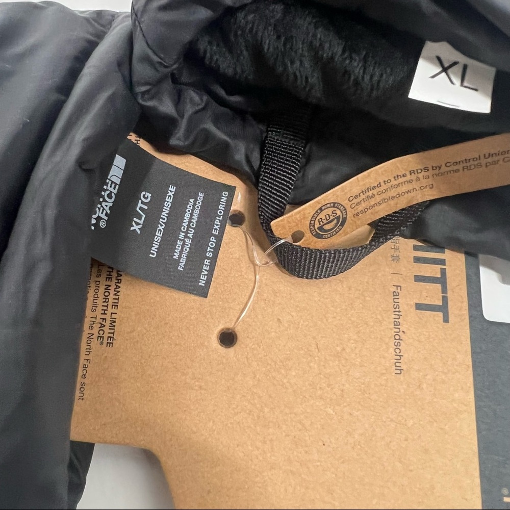 The North Face Nuptse Mittens - Picture 9 of 10